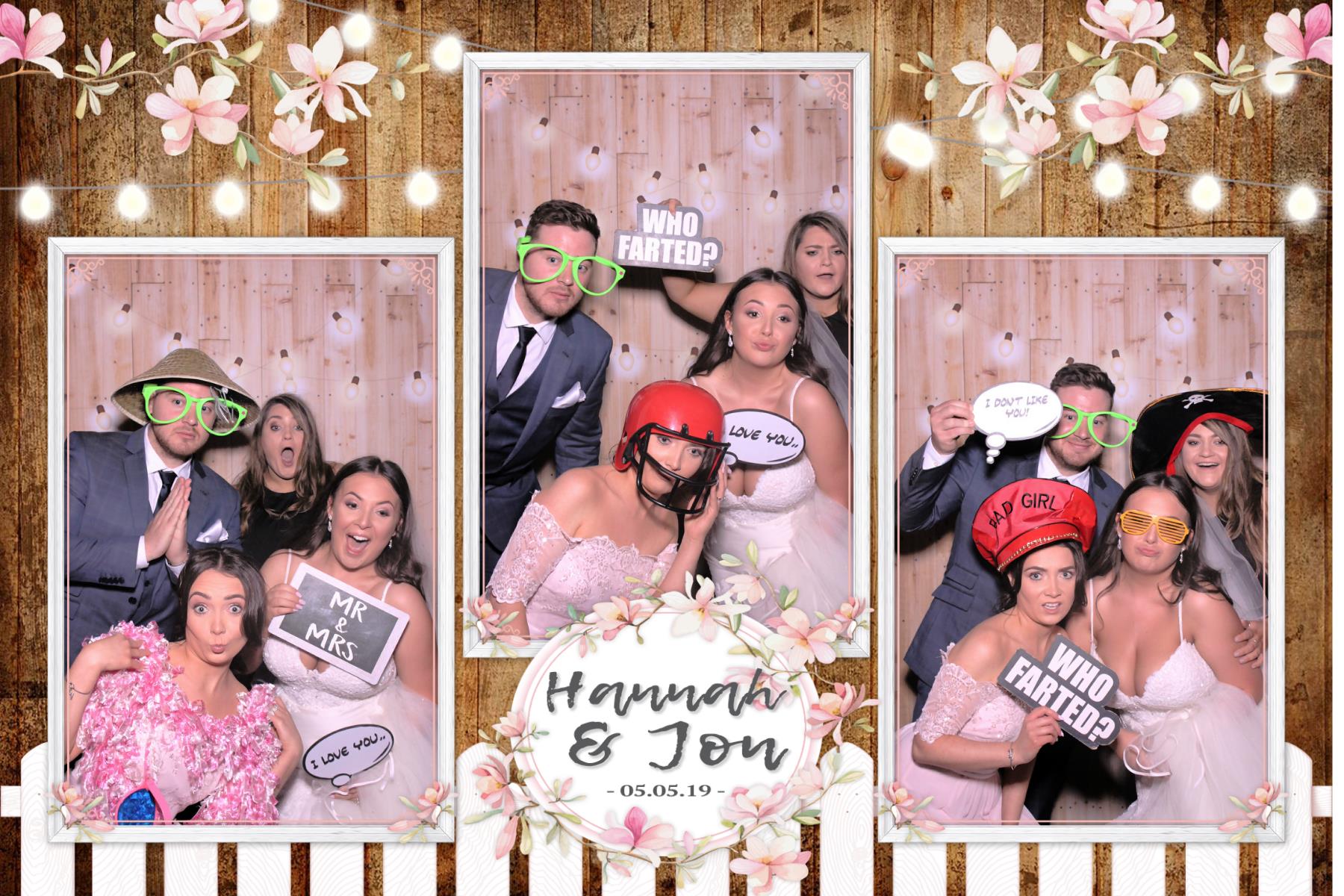 Hannah and Jon | View more photos from the event at gallery.blissbooth.co.uk/u/BlissBooth/Hannah-and-Jon